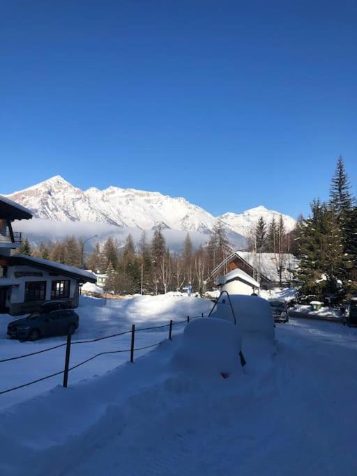 Apartament Etra Close To Piste Oulx المظهر الخارجي الصورة